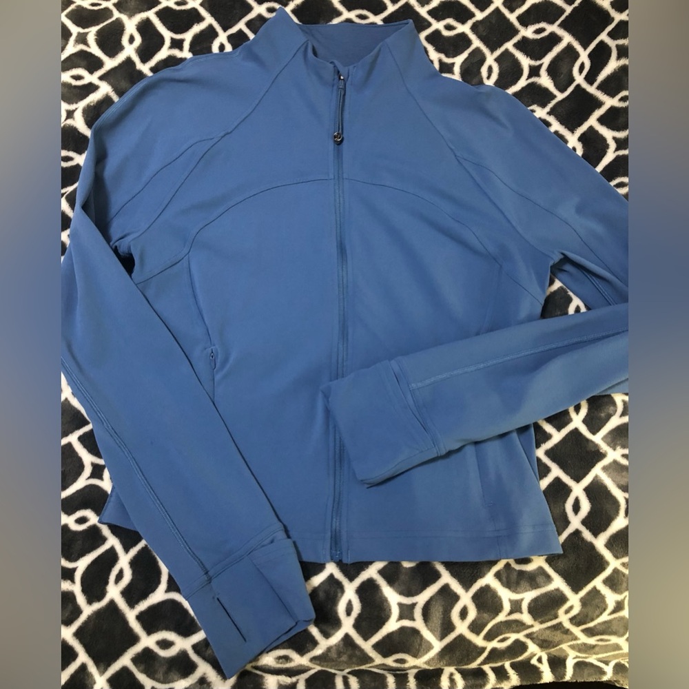 lululemon athletica Blue Crop Jacket ~ nwot